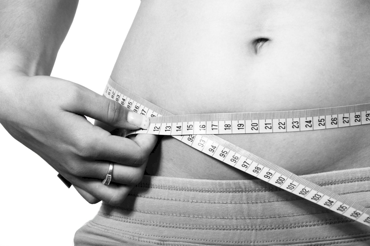 體重過重過輕都不好 預期壽命恐減少4年