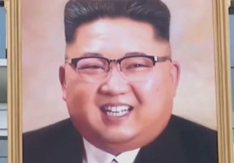 北韓首見金正恩肖像畫 似開始建立個人崇拜