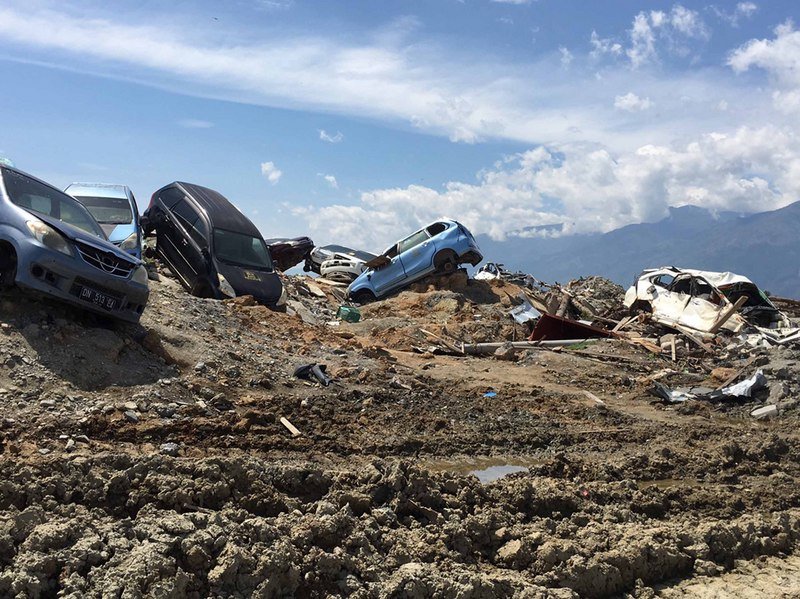 印尼強震 台商冒被搶物資風險前進災區送暖