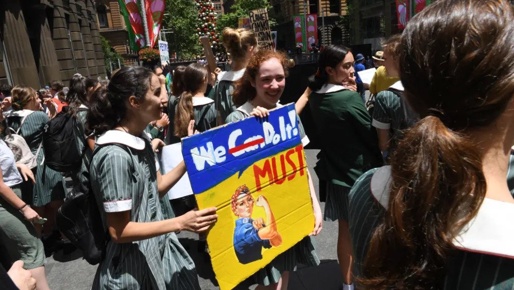 澳洲小孩翹課 上街籲政府正視氣候變遷