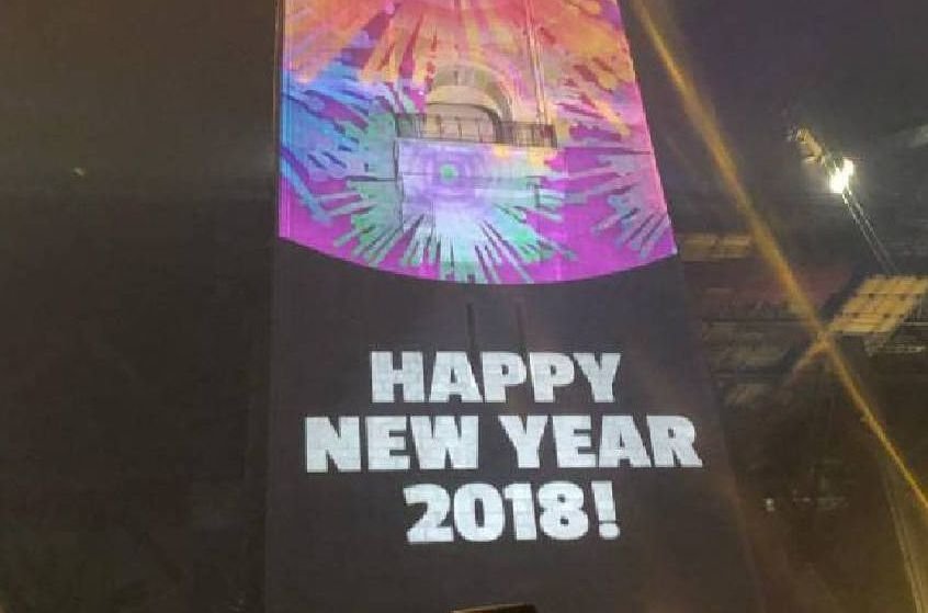 雪梨跨年大出糗 「2018新年快樂！」