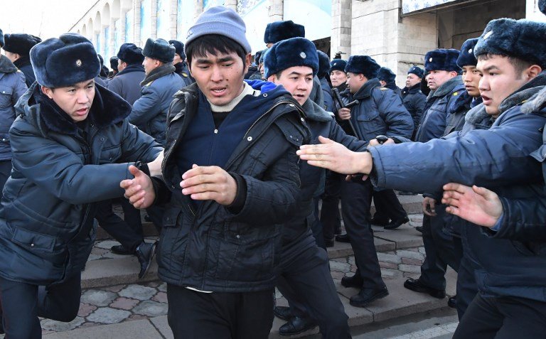 不滿中國 吉爾吉斯爆發反中遊行