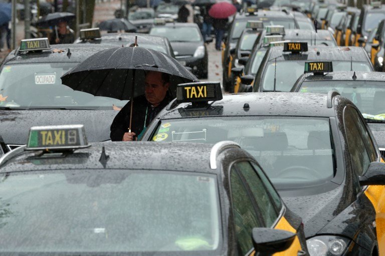 西班牙小黃之亂 計程車罷工怒嗆叫車服務