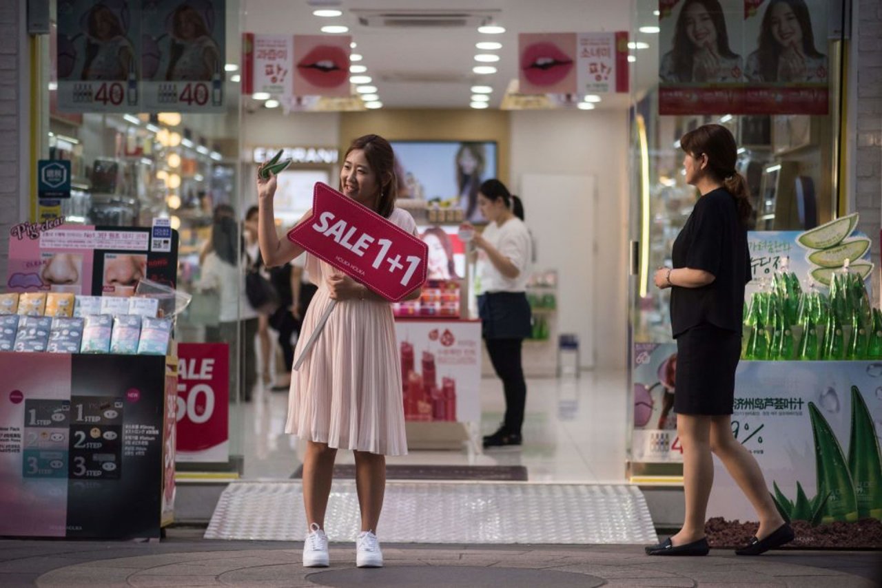 好美好累 南韓女性擺脫束縛向化妝品說NO