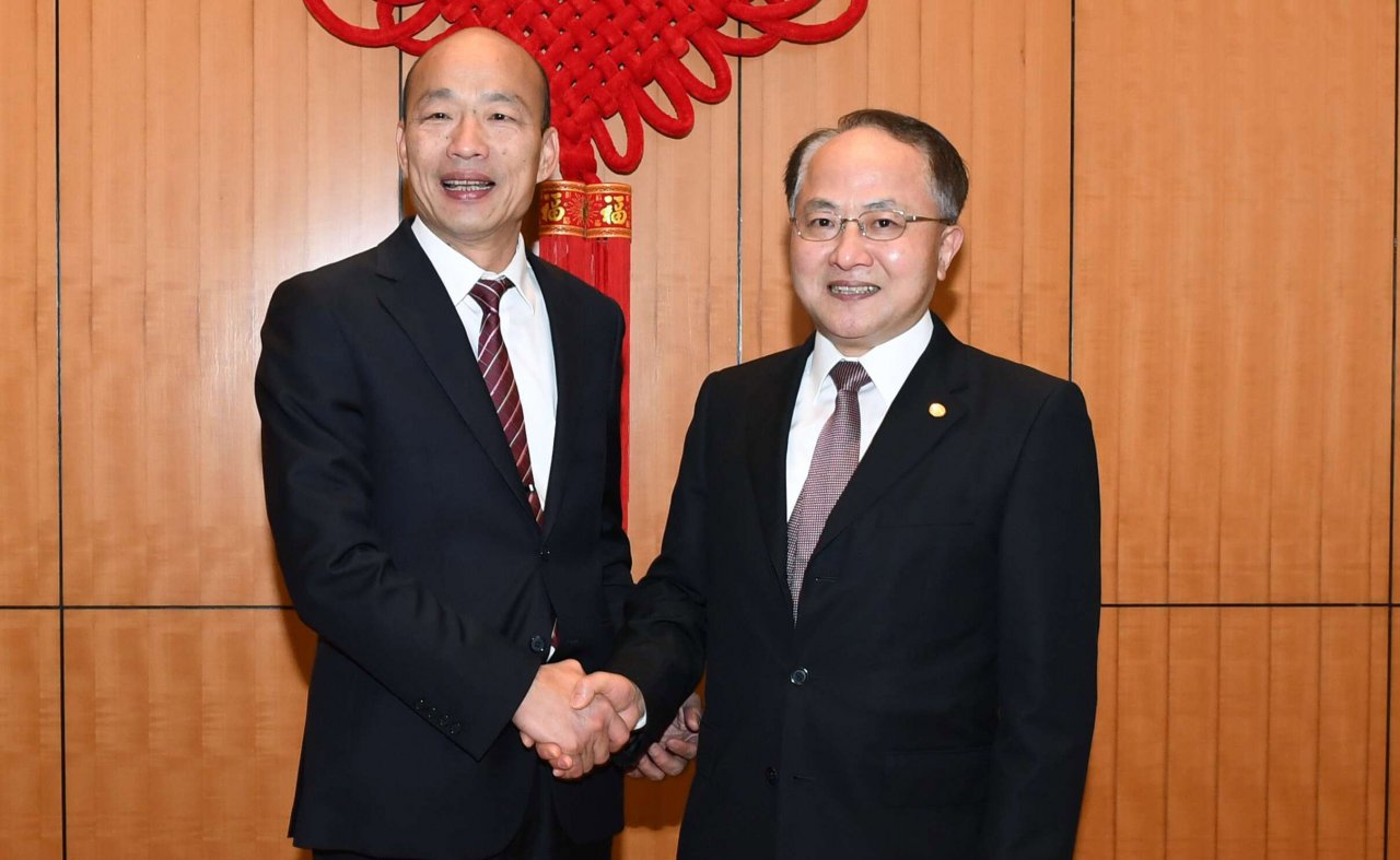 韓國瑜密會中聯辦 香港輿論關注兩岸關係影響