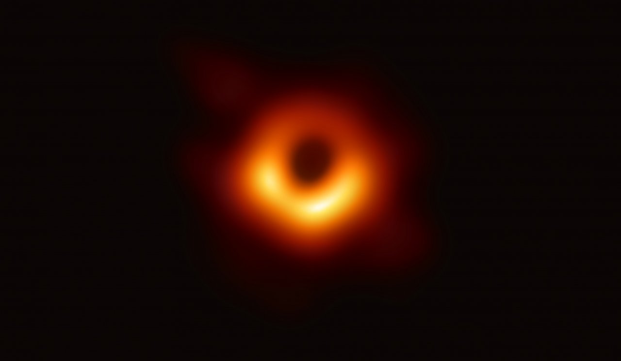 人類非凡成就！ 全球第一張黑洞影像亮相