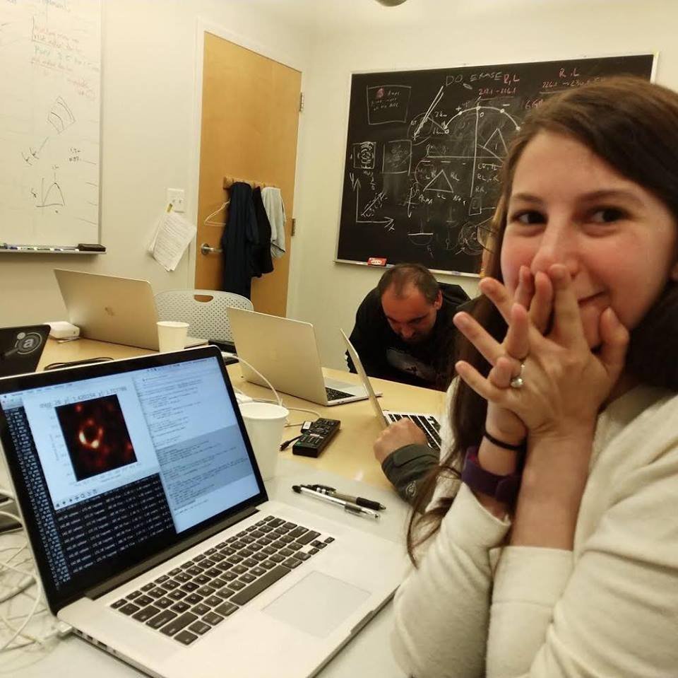 黑洞首圖背後的女科學家：解碼遙遠的神秘電波