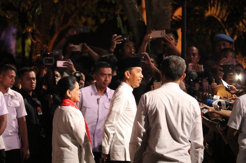 印尼總統佐科威月底訪北京 親中路線受矚目