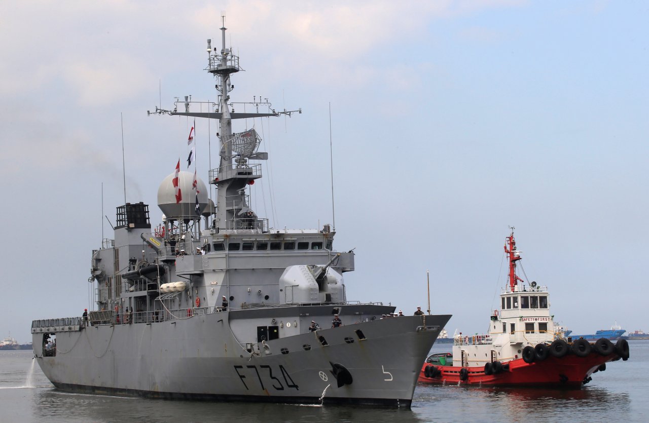 法艦通過台海 美國防部重申支持航行自由