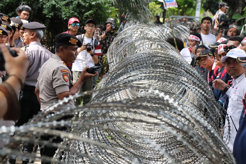 印尼擬修勞動法鬆綁解僱規定 工會號召大規模抗議