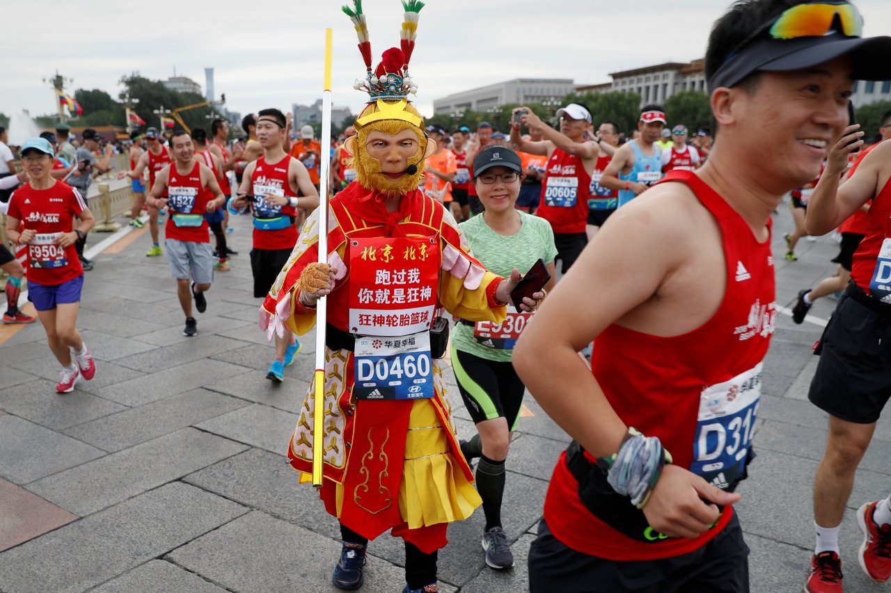 替跑、抄近道、騎車：為何一些中國馬拉松選手作弊？