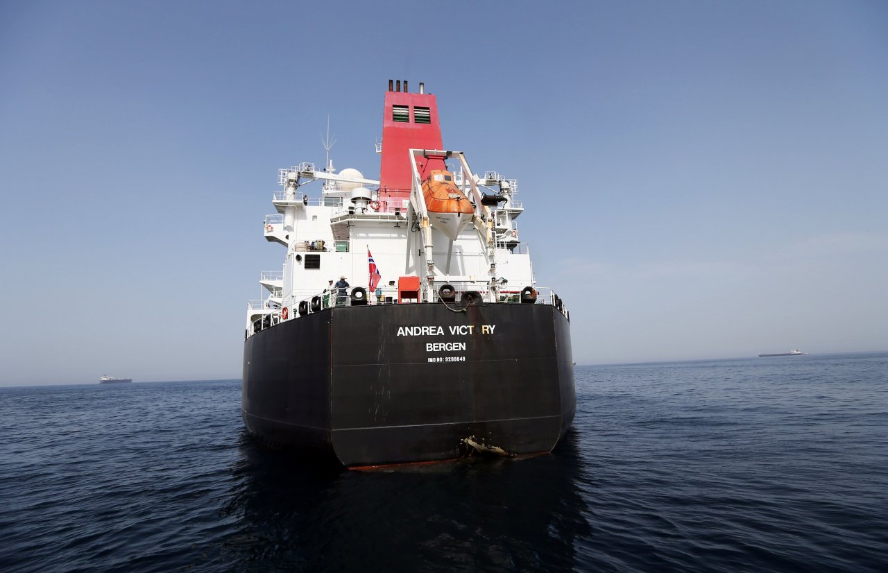 波斯灣油輪遭攻擊 伊朗要求調查