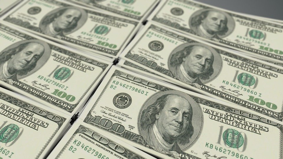 川普抱怨他國操縱匯率 但排除貨幣干預
