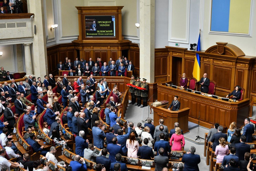 烏克蘭新總統就職：首要工作是烏東停火