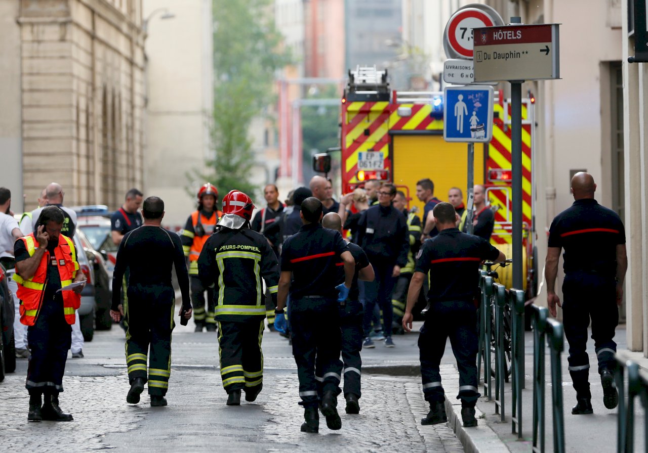 里昂爆炸案致13傷 法檢：尚無人宣稱犯案