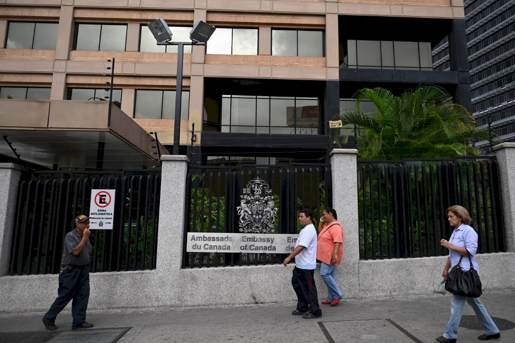 委內瑞拉關閉駐加拿大領事館 僅留大使館
