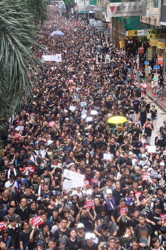 香港反送中抗議浪潮 分析：習近平罕見挫敗