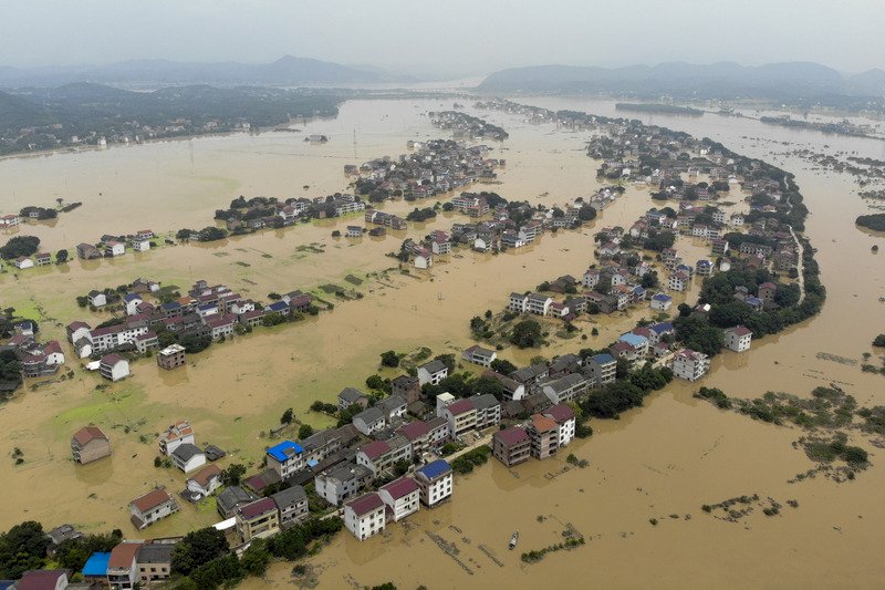 洪水退去才敢大聲 中國證實長江險情達13天