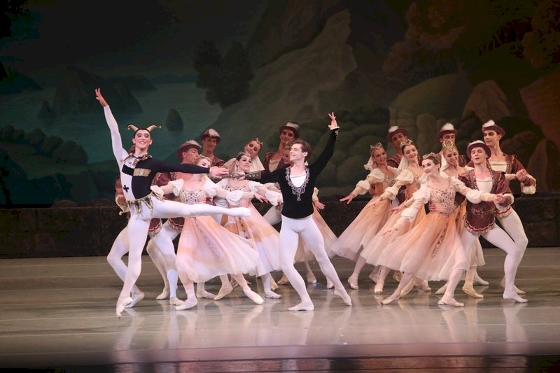 俄羅斯馬林斯基芭蕾舞團30人染疫 演出取消