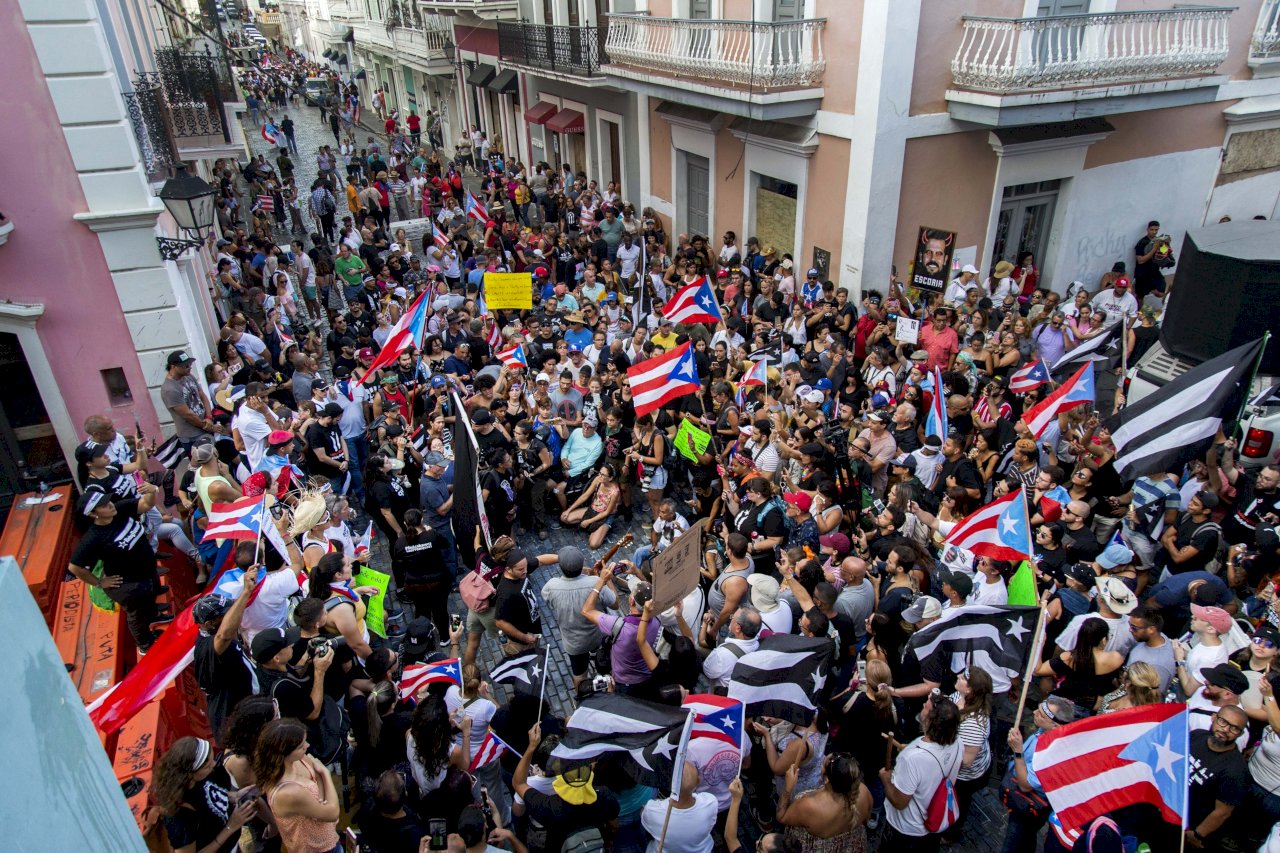 波多黎各數千人上街 要厭女恐同總督立即下台
