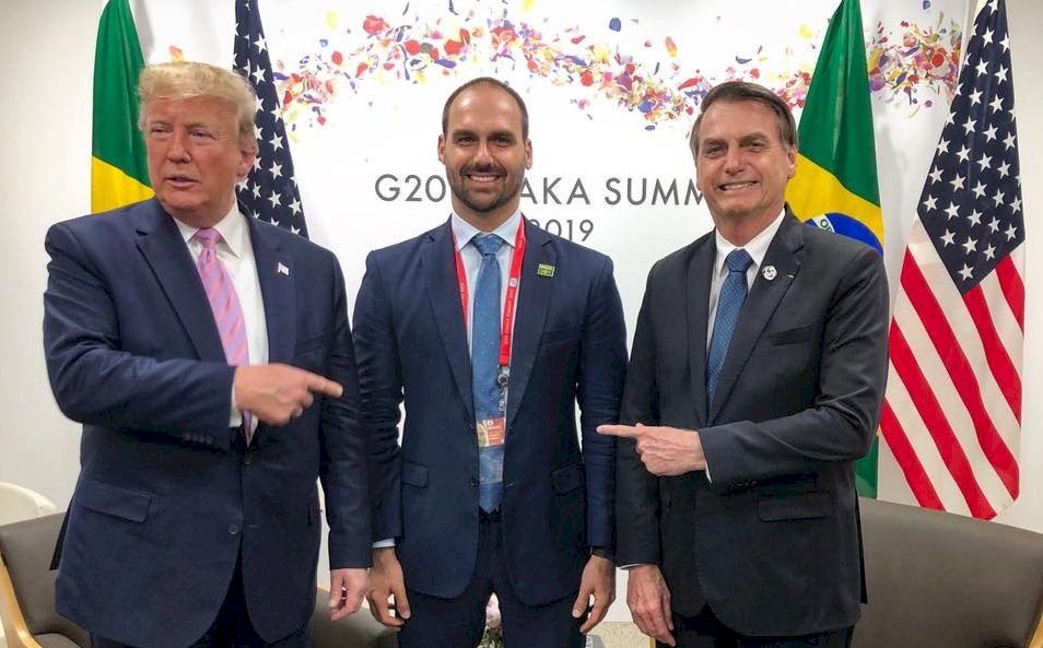 巴西總統找兒子當駐美大使 川普叫好