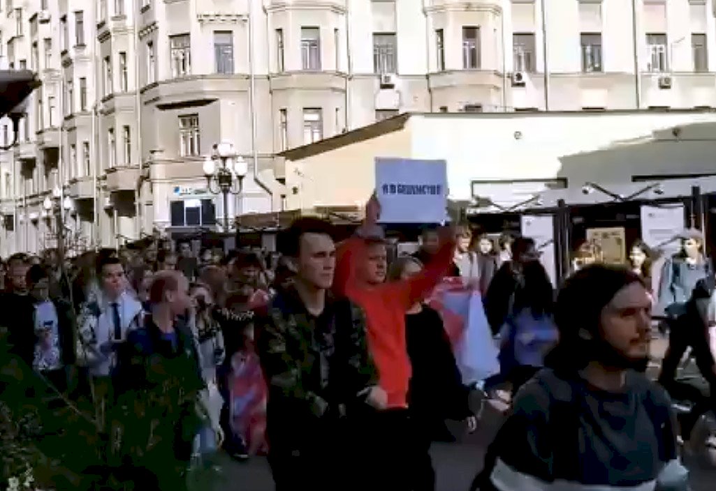 無懼鎮壓 莫斯科歷年最大示威逾6萬人上街