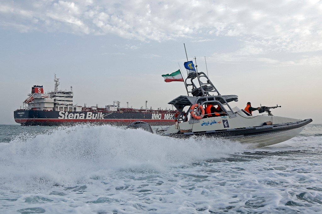 伊朗扣押涉走私船隻 逮捕16名馬來西亞船員