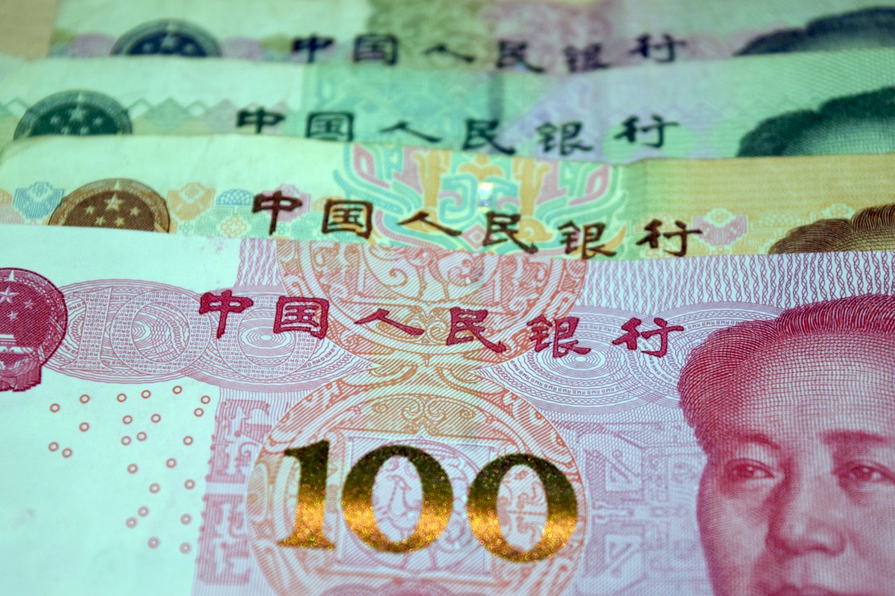 中國消毒舊紙鈔 防止新型冠狀病毒擴散
