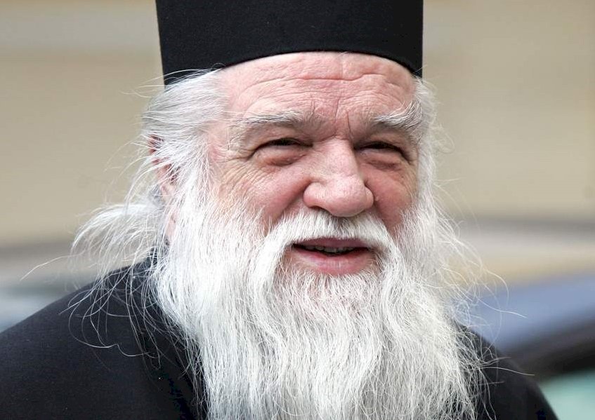 仇視同性戀言論被判有罪 希臘東正教會主教辭職