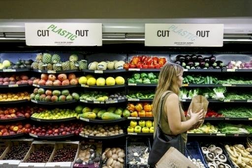 減塑 英國超市開始「裸包裝」