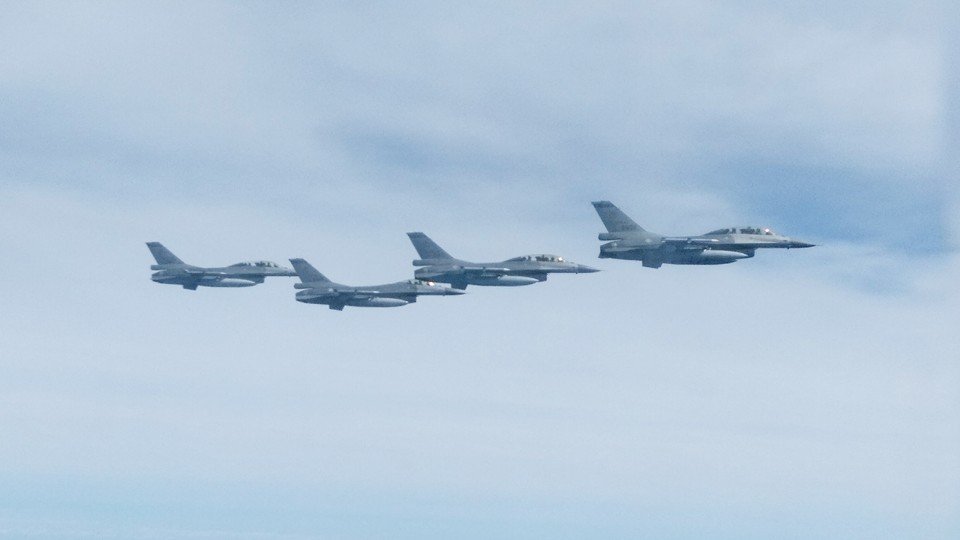 美正式通知售台F-16V戰機 府：對台海及區域安全具重大意義