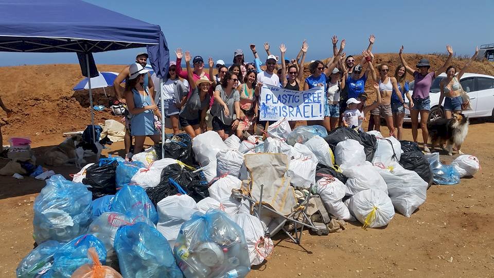 以色列人難割捨塑膠 特拉維夫海灘遭殃