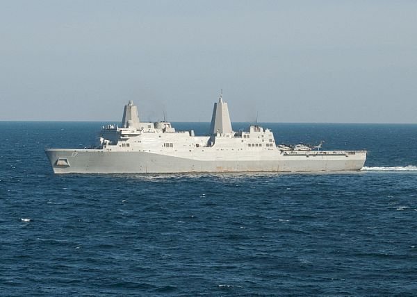 美軍艦通過台海 國防部：全程監偵無異狀