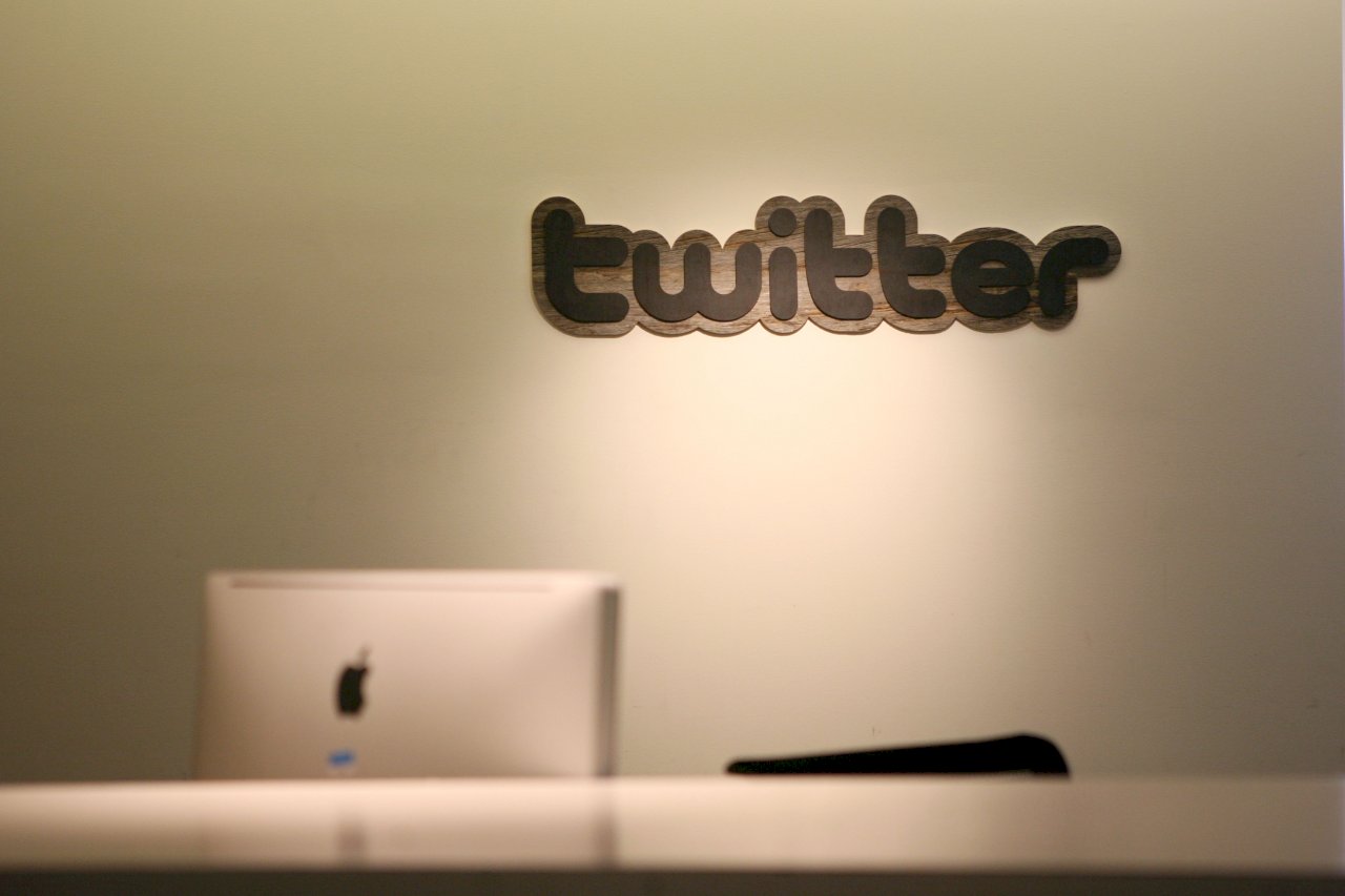 路透揭露推特內部研究 重度用戶正大量流失
