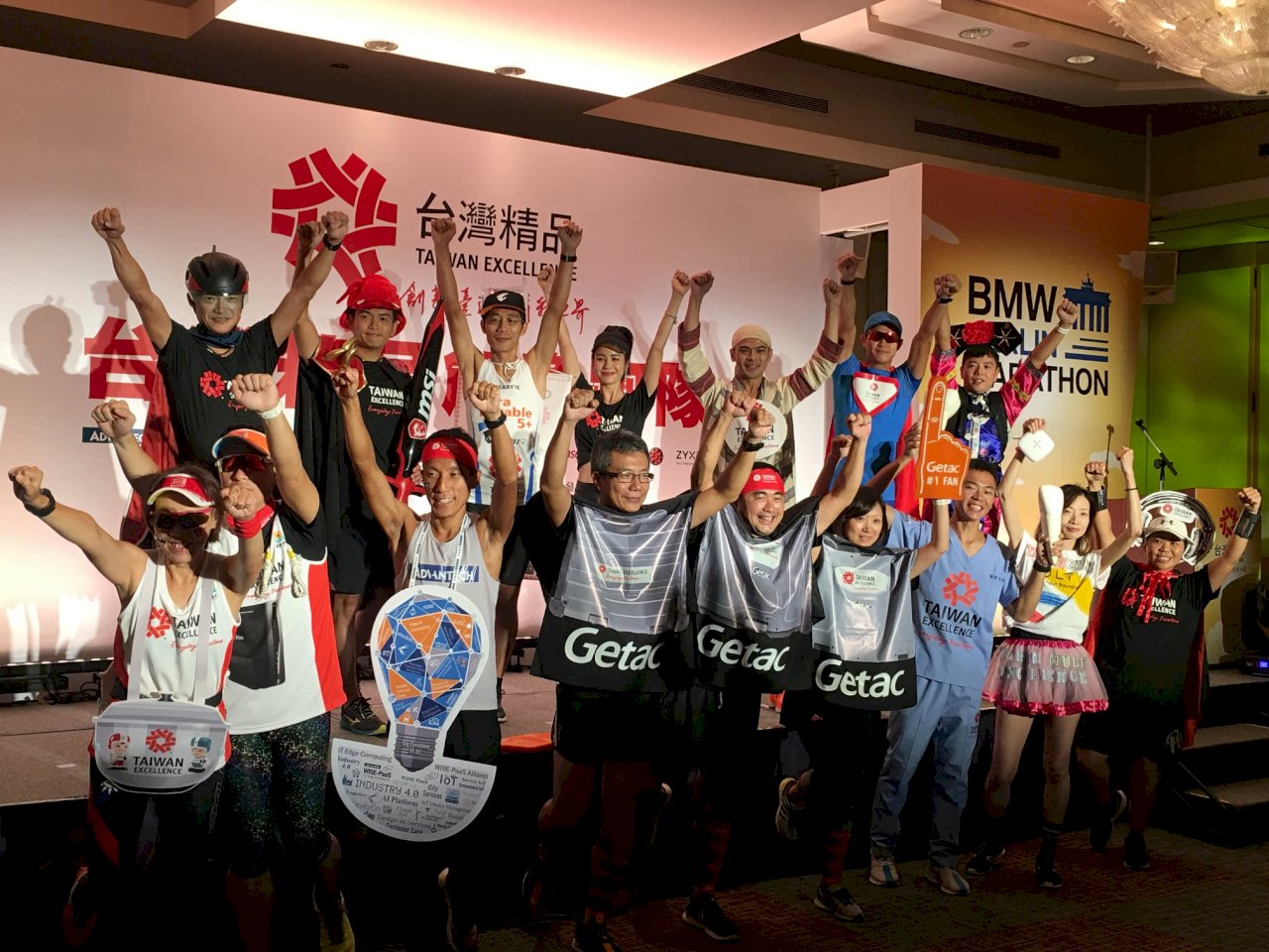 台灣精品前進柏林馬拉松 賽德克巴萊演員助陣參賽
