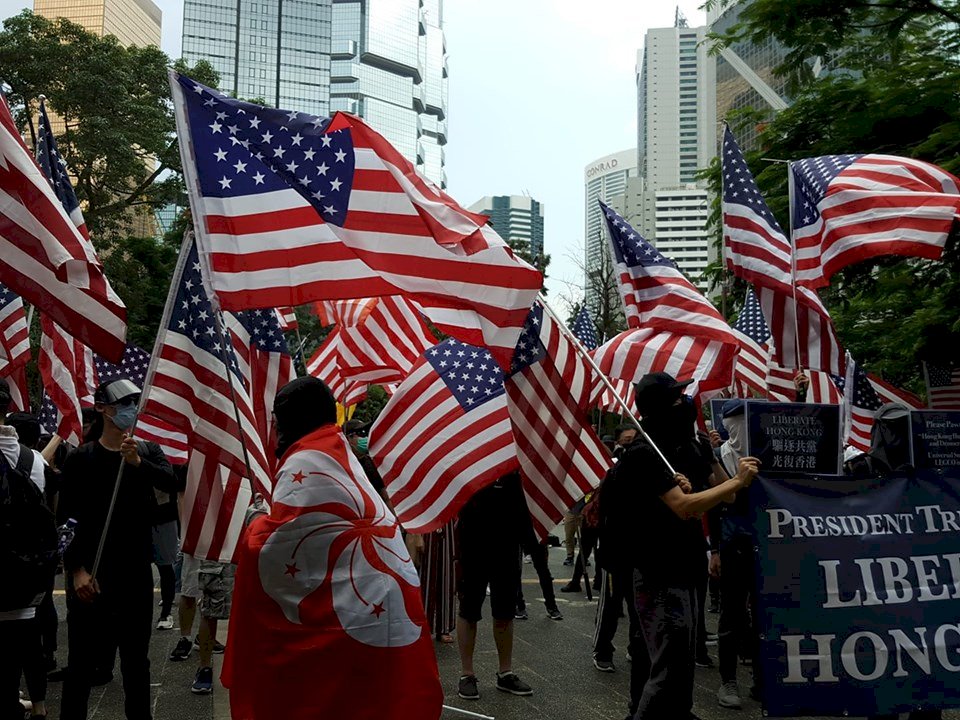 香港抗議者向國際求救 美國英國伸出什麼援手