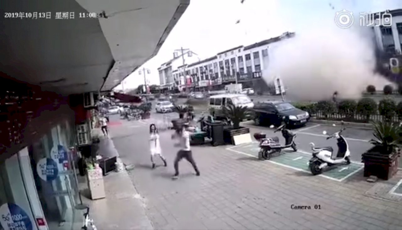 中國無錫小吃店發生氣爆 至少9死10傷