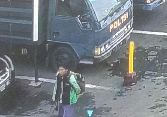 印尼警察總部遭攻擊 大學生孤狼炸彈客身亡