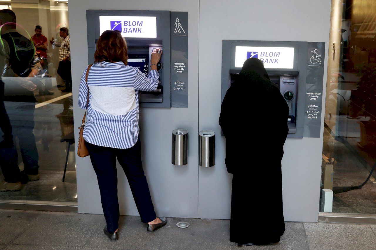黎巴嫩銀行協會設新規 客戶每週最多提領1000美元