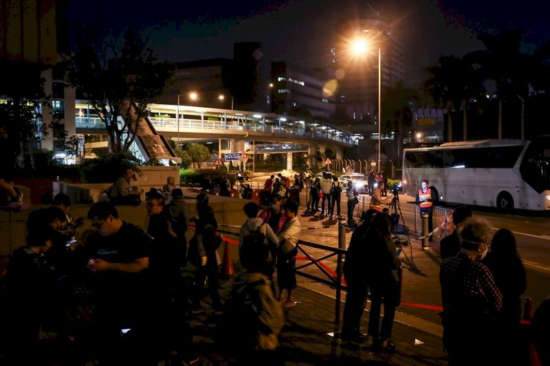 香港反送中理大衝突 8人暴動罪成判37至50個月