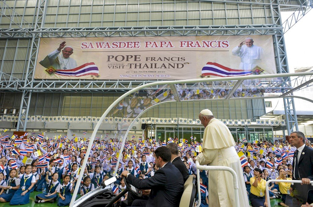 教宗訪泰行程滿檔 今晚舉辦大型彌撒