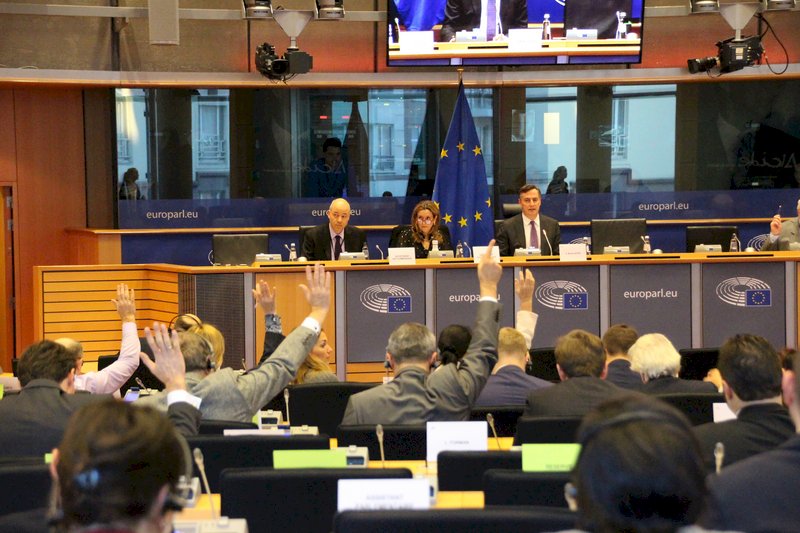 歐洲議會通過法案 大幅提高自產晶片供應量