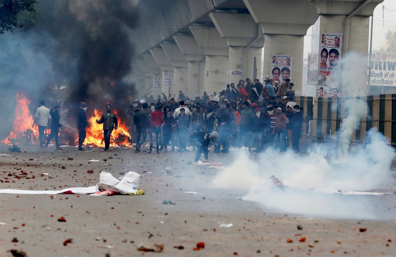 公民法引燃抗議怒火 印度內政部長關注情勢發展