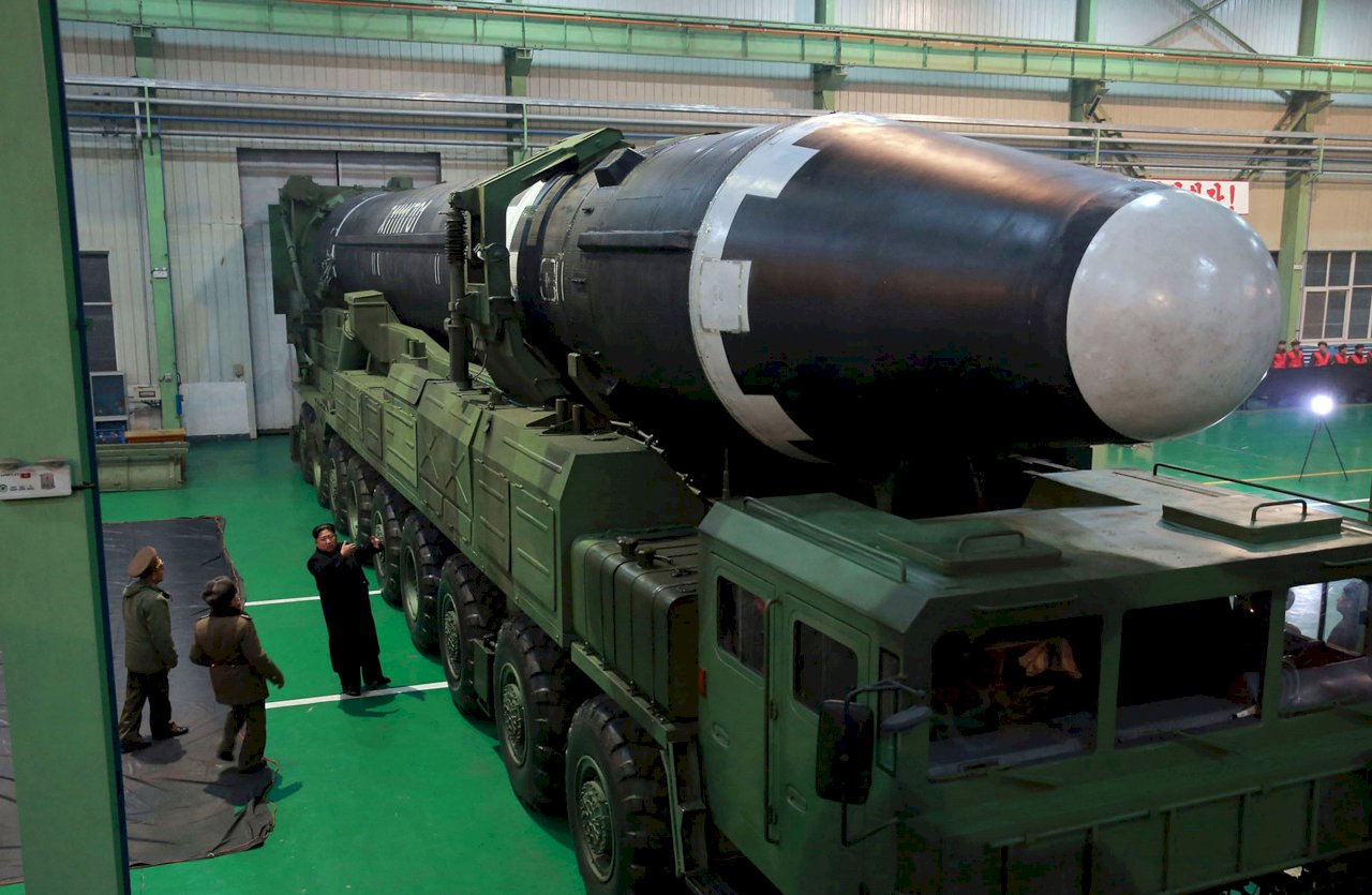 日媒：北韓量產彈道飛彈機動發射車