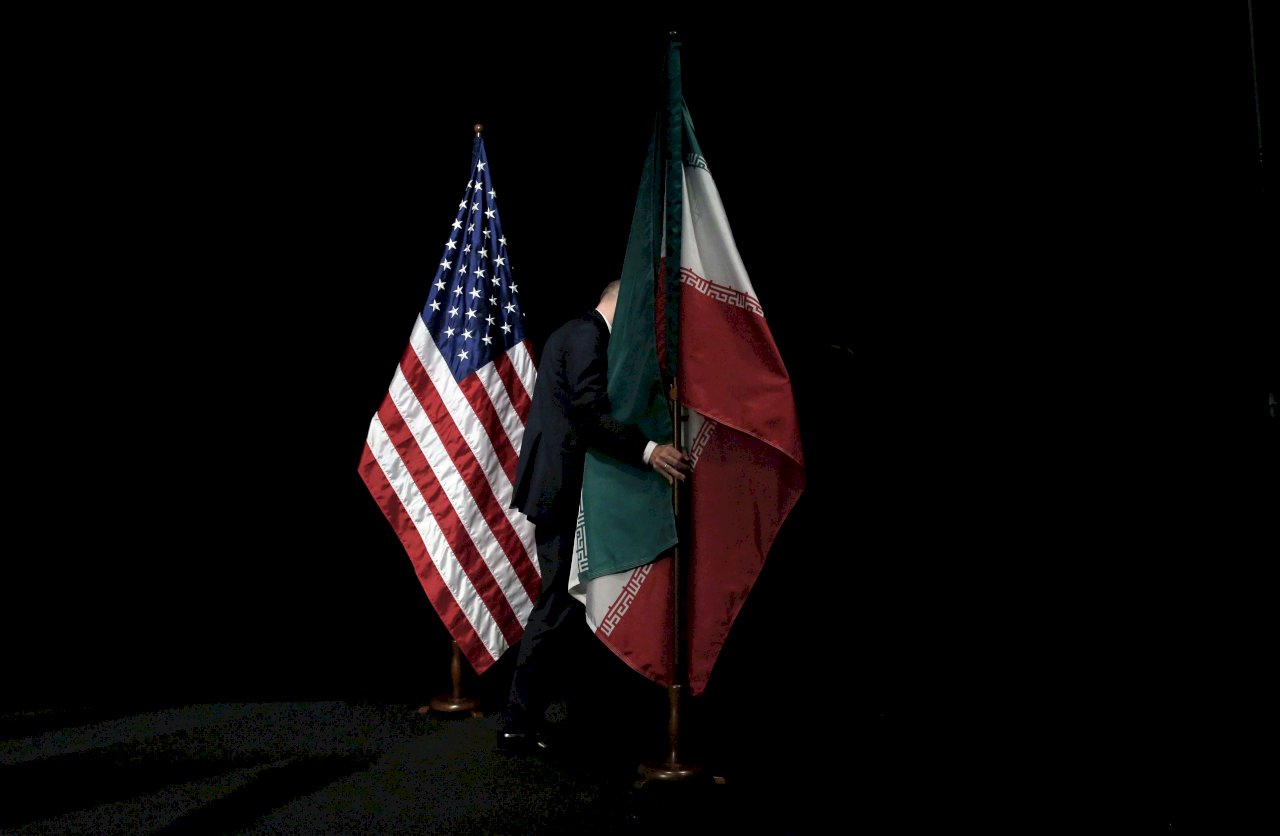 不尋求正式協議 路透：美國與伊朗會談降低緊張