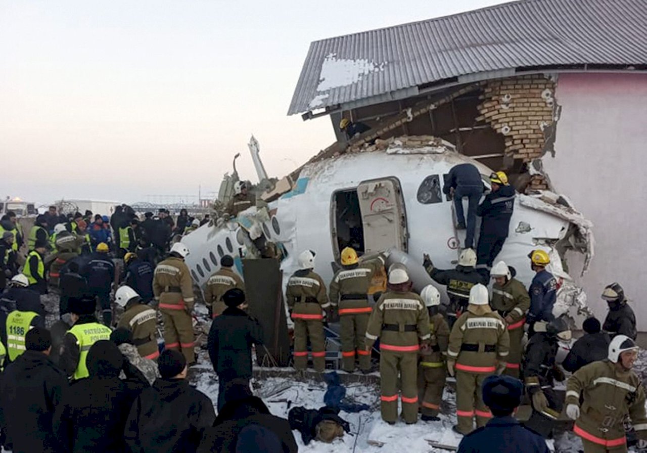 哈薩克客機失事 已知至少9人罹難