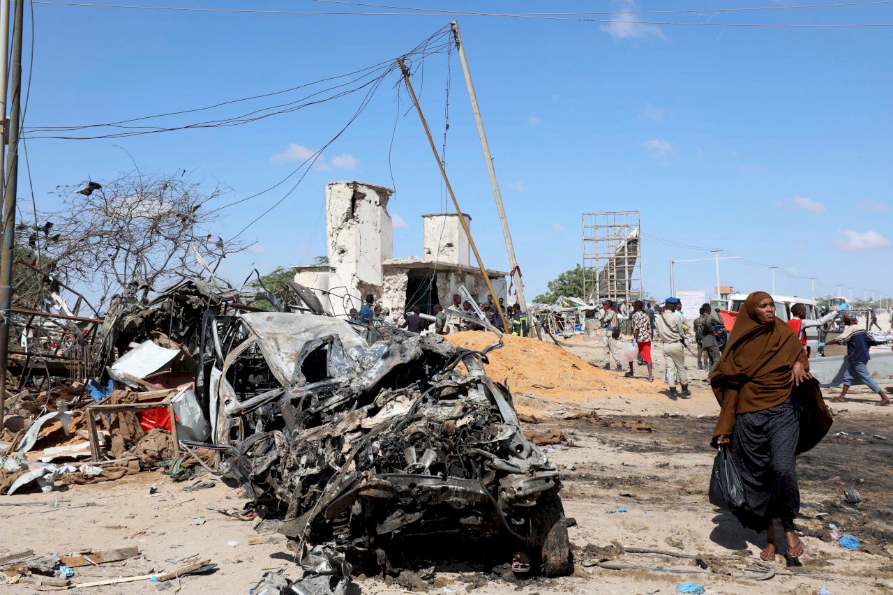 索馬利亞首都遭汽車炸彈攻擊 至少20死30多傷