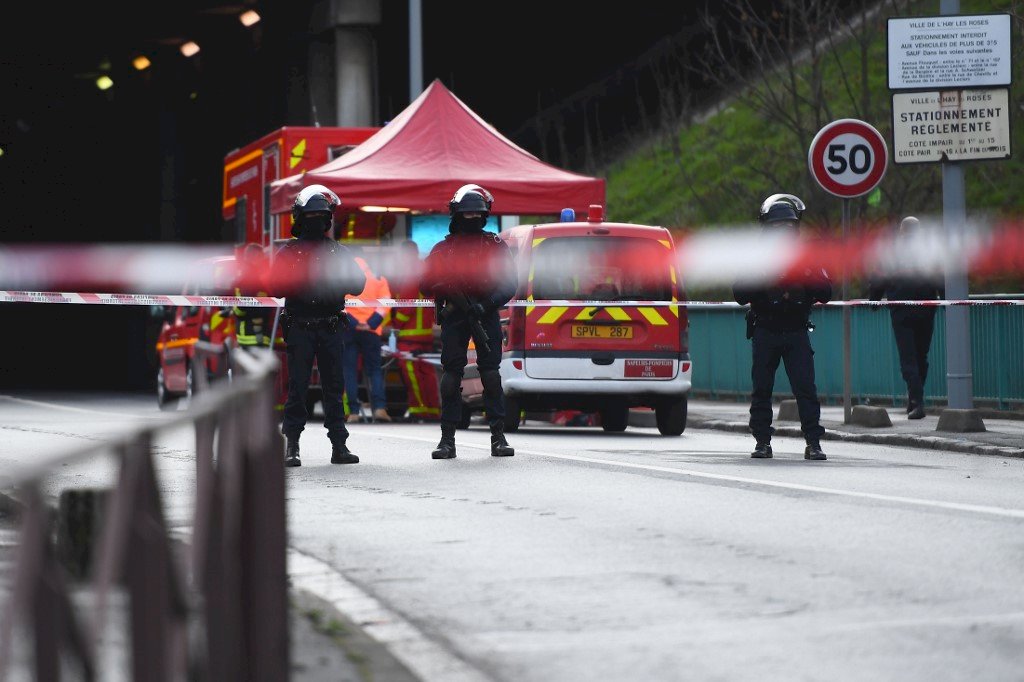 巴黎郊區傳持刀攻擊釀1死2傷 凶嫌遭警方擊斃