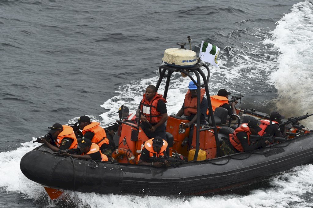 奈及利亞船遭海盜襲擊 海軍4死、3外國人遭綁