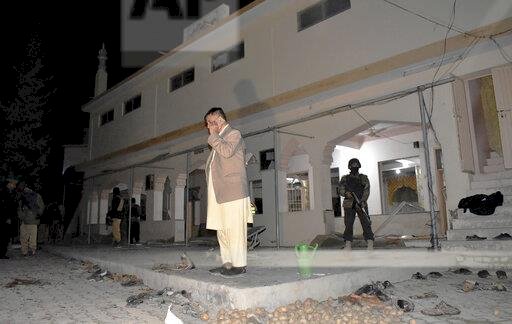 巴基斯坦清真寺遭自殺炸彈攻擊 至少15死19傷